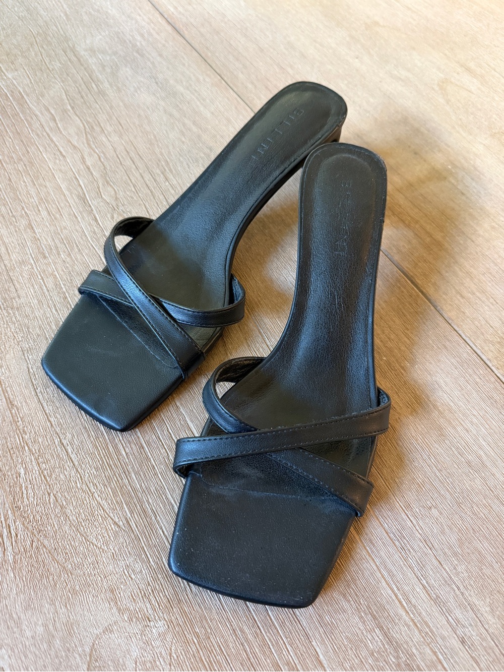 Billini Yahara Black Square Toe Strappy Heeled Mules Size 9
